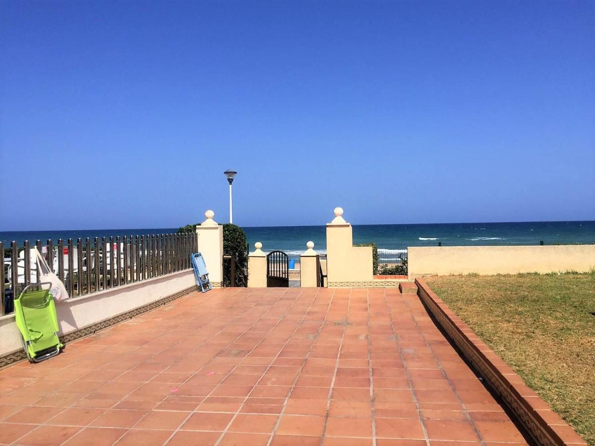 Cozy Apartment In A Beachfront Complex Mareny Blau Buitenkant foto